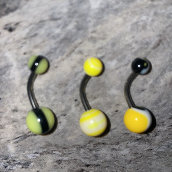 3 Belly Button Ring Set Yellow - Picture 3 of 3